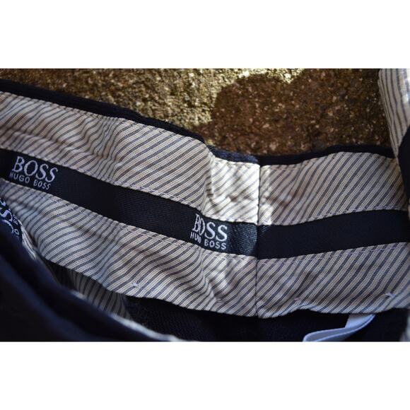 Hugo Boss Navy Pleated Virgin Wool Dress Pants – Men’s EU 40 / US 32 - Picture 4 of 5